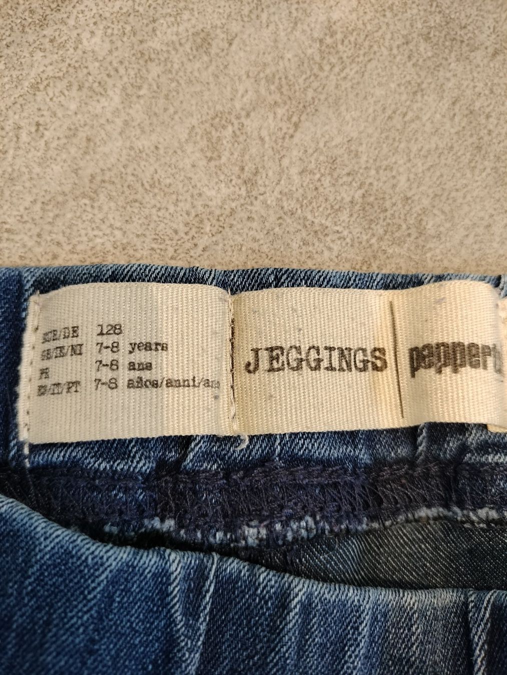 Pantaloni: Jeggings Grösse 128 – Usato da Neftenbach venduto da TheKringel 2