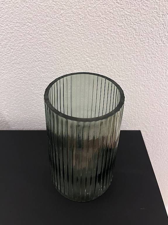 Vasi & Recipienti: Vase grün transparent – Usato da Oberburg venduto da rap_r7yl 1