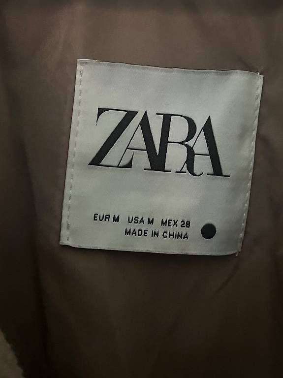 Giacche: Hellbraune Teddyjacke Grösse M – Usato da Zürich venduto da Imaime 2