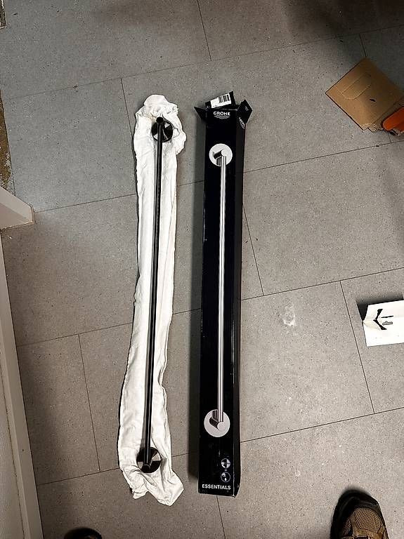 Portasciugamani: Grohe Handtuchhalter (neu) – Usato da Stallikon venduto da jpkoch74