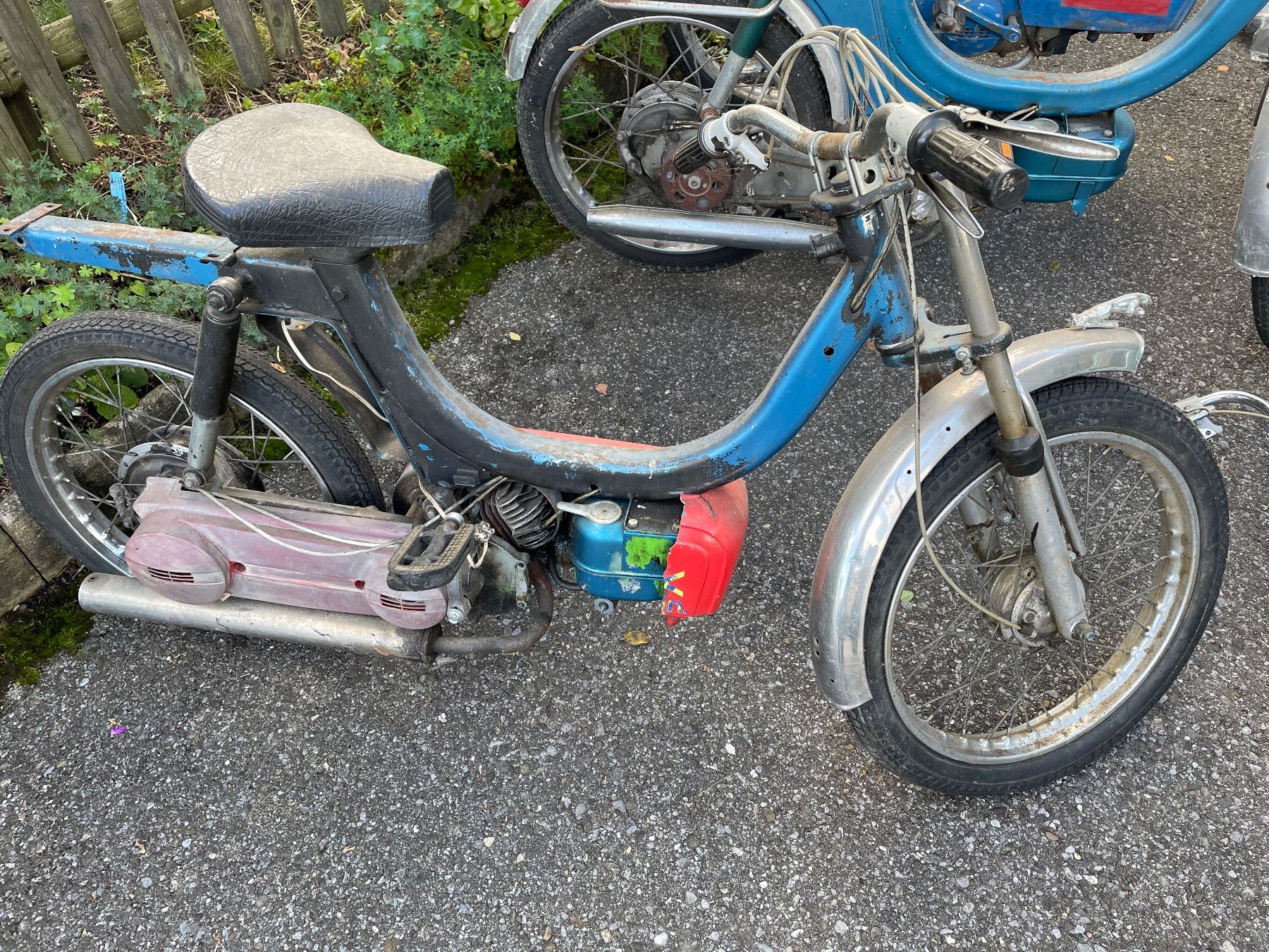 Mondia Mofas: Mondia T700 / Vespino Piaggio Sammlung – Gebraucht aus Hendschiken von Ted64 1