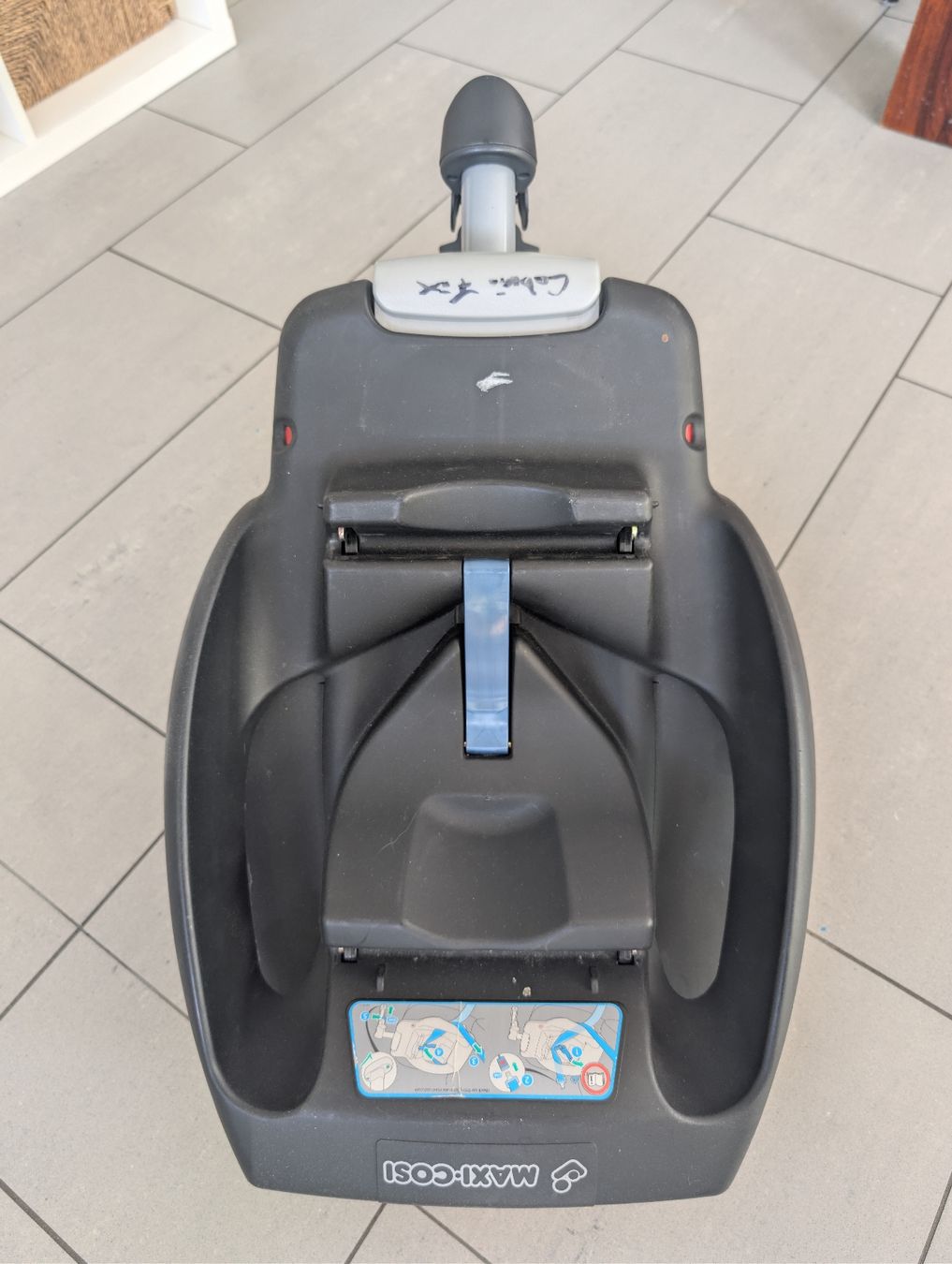 Maxi-Cosi Sièges auto: Maxi-Cosi Cabriofix EasyFix Auto Sitz mit Ständer – D'occasion à Thal par JeanniesEasy 8