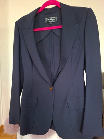 Magnifique blazer de marque Salvatore Ferragamo (Italie)38