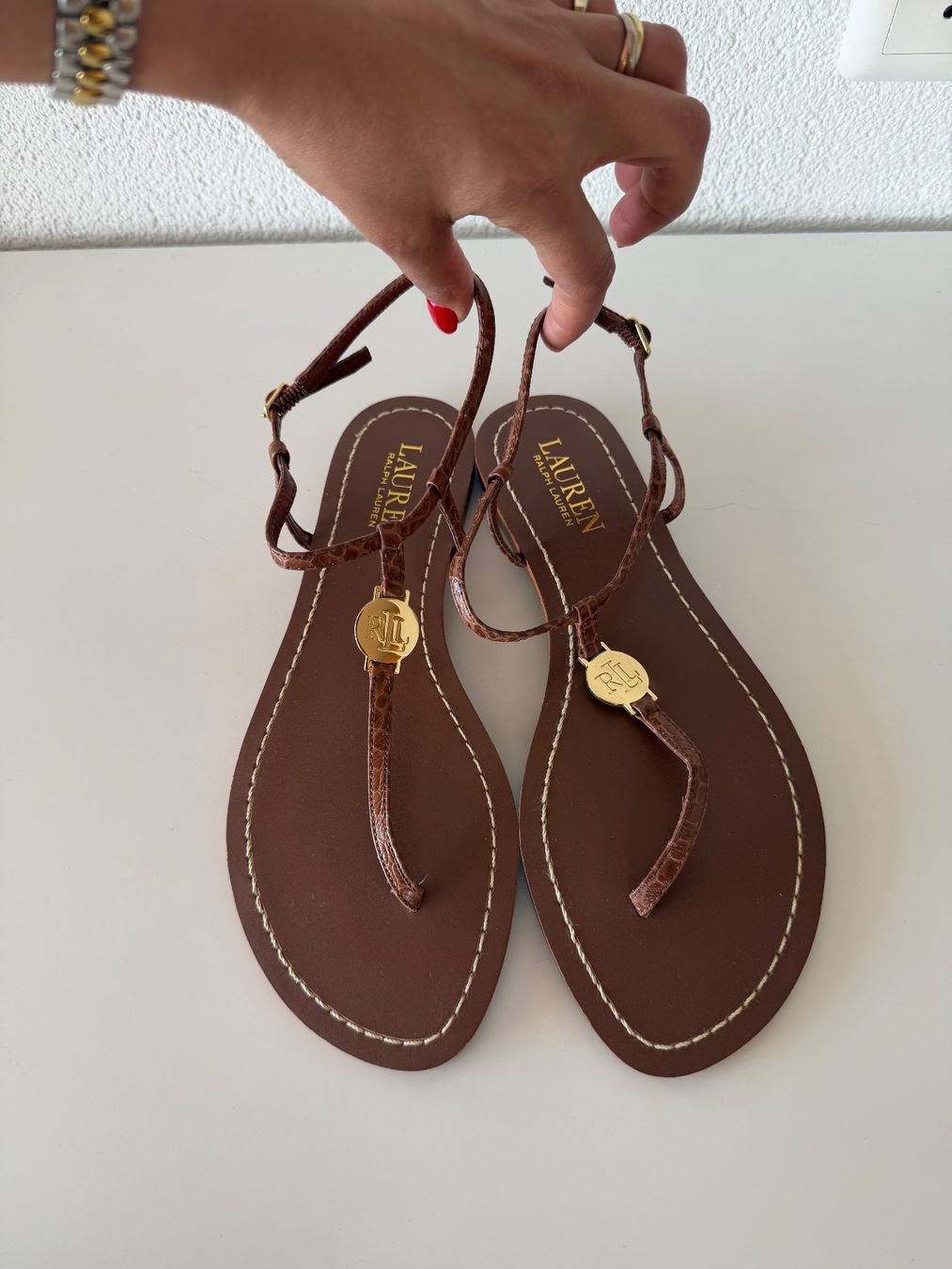 Ralph Lauren Schuhe für Mädchen: Lauren Ralph Lauren Sandals – Gebraucht aus Wallisellen von Selin_Achermann