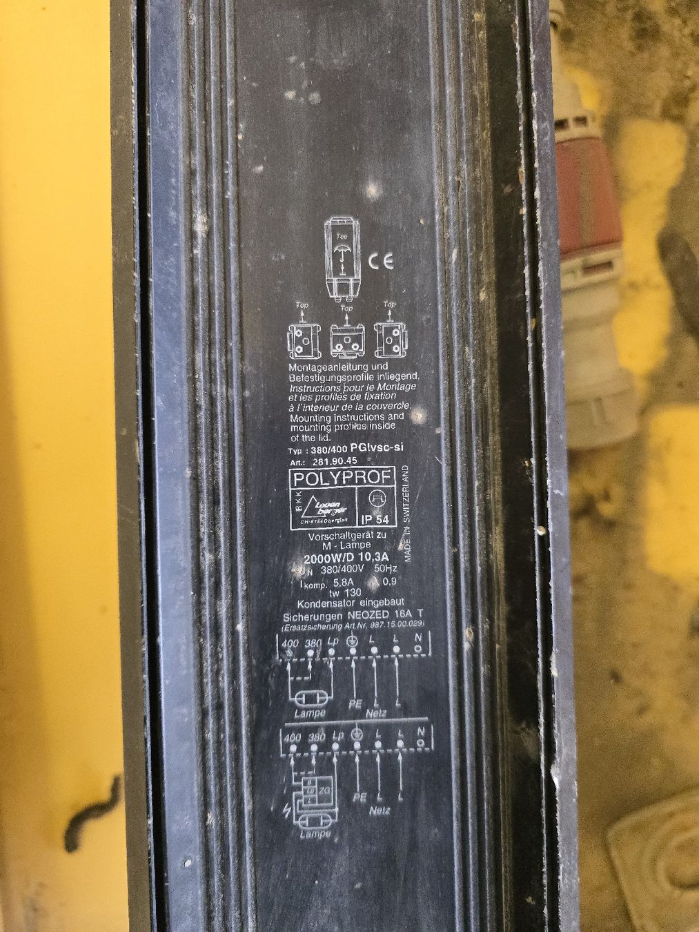 Lampade: 2000 Watt Strahler Baustelle Halle – Usato da Frümsen venduto da M.dnaleiw 3
