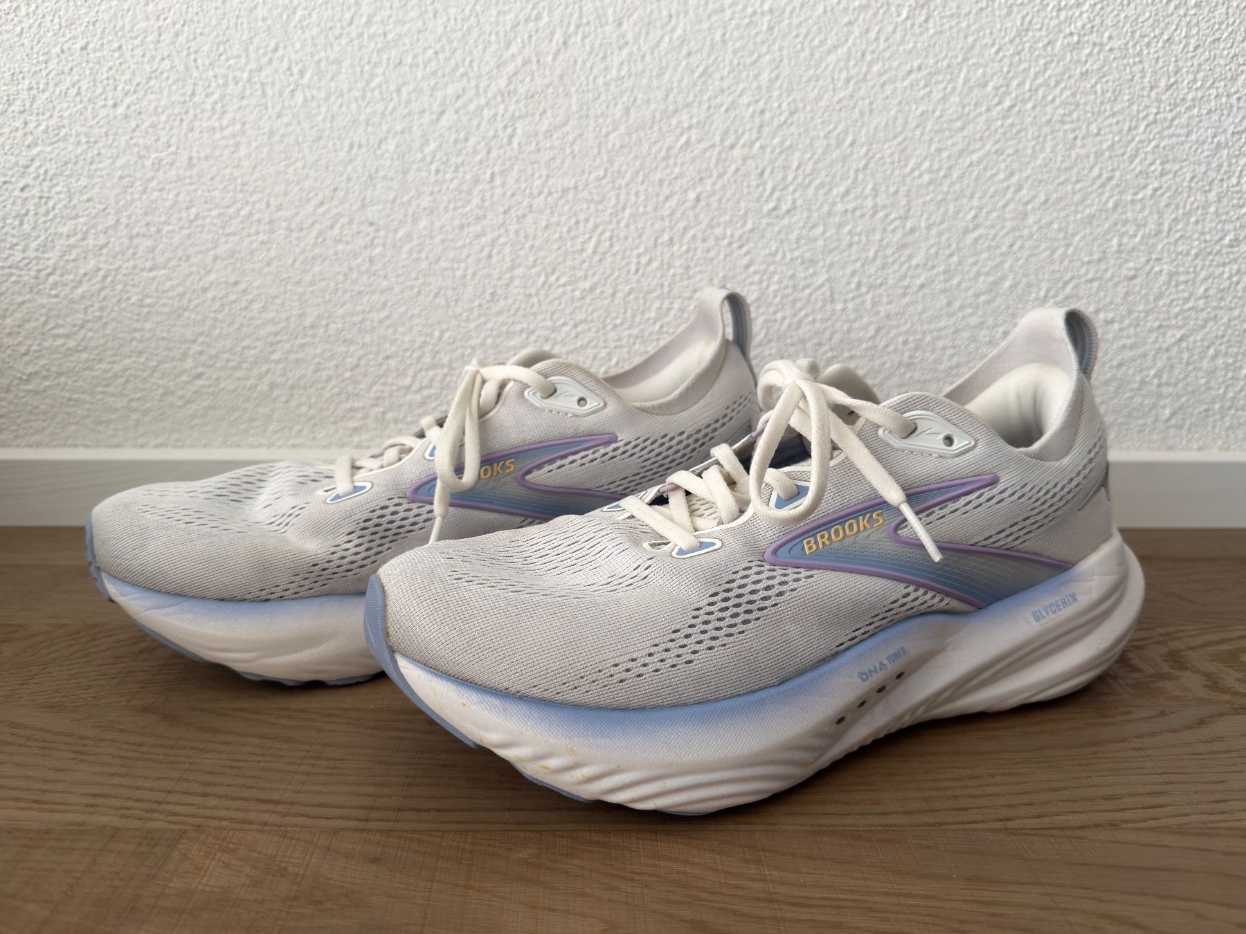 Brooks Scarpe da donna: Brooks Glycerin 22, Gr. 40.5 – Usato da Oppligen venduto da Christine-83