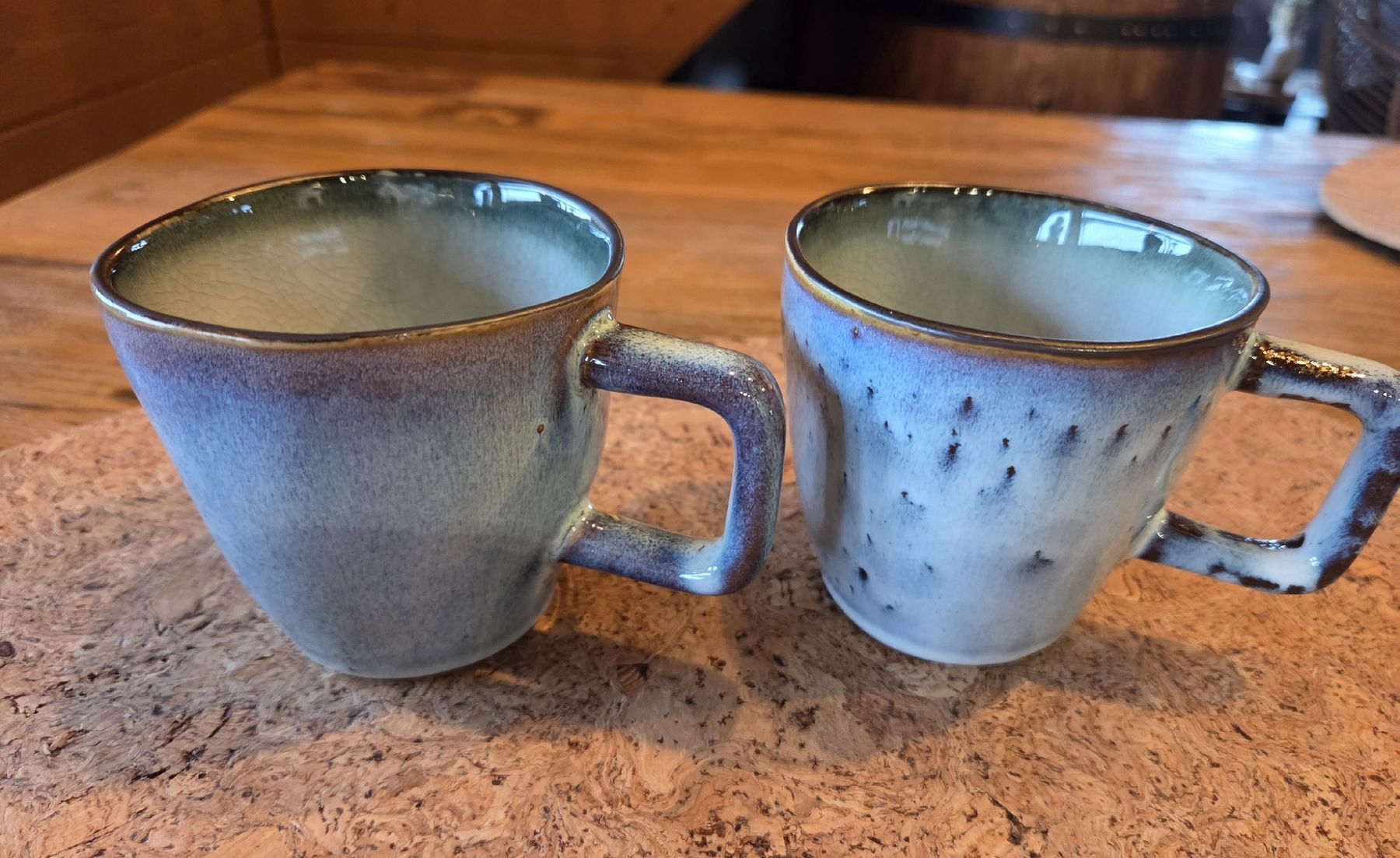 Tassen: 4 wunderschöne, einzigartige Kaffeetassen – Gebraucht aus Grosshöchstetten von Dirue 1