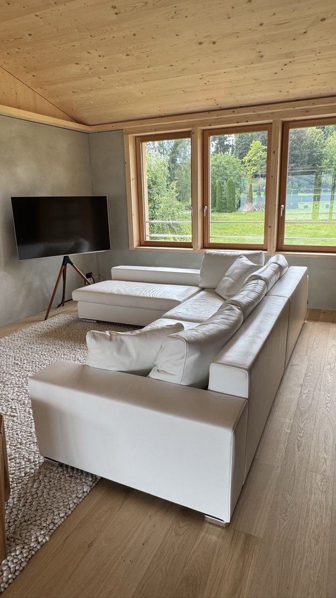 Sofas: Italienisches Design Leder Sofa – Gebraucht aus Meggen von glo_xnj5 1