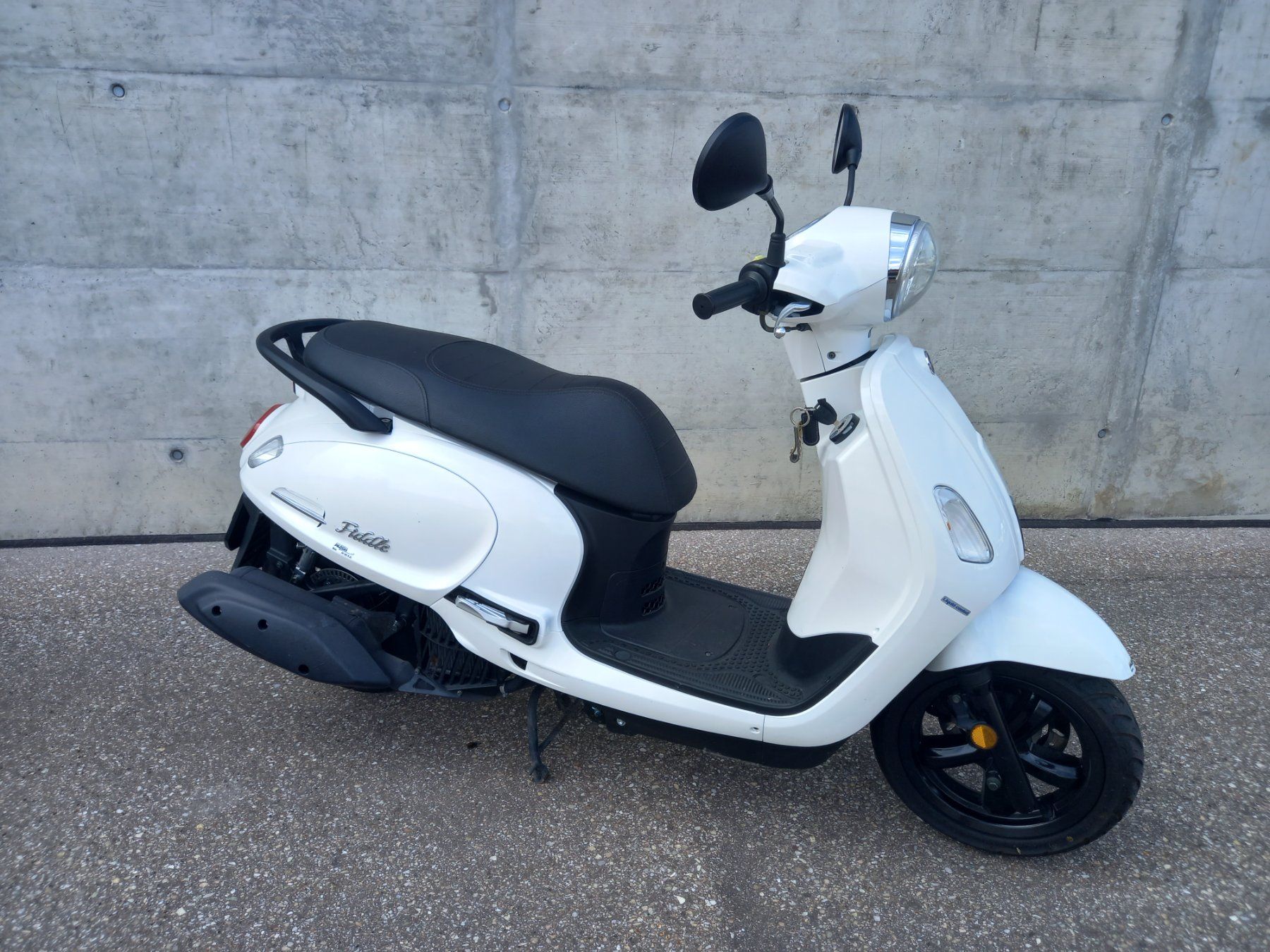 Sym Scooter: Neuwertiger Motorroller/Scooter SYM Fiddle 4 125 – Usato da Kerns venduto da Alfaisri 1