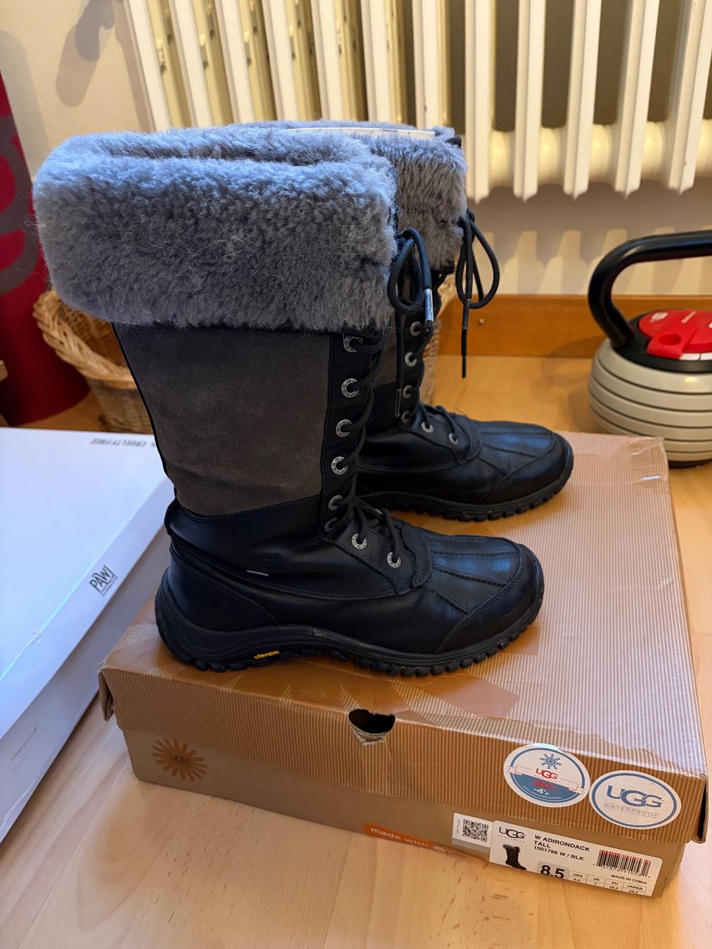 Ugg Scarpe da donna: UGG Adirondack Gr. 39.5 – Usato da Ostermundigen venduto da TianaTiara 1
