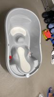 Babybadewanne anatomisch geformt grau gut erhalten