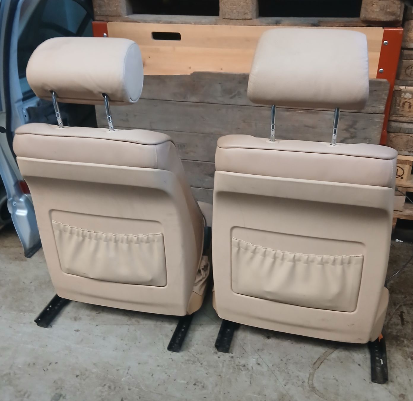 BMW Tutti pezzi di ricambio auto: Sièges avant BMW E39 540  – Usato da la heutte venduto da Auto-stock 2