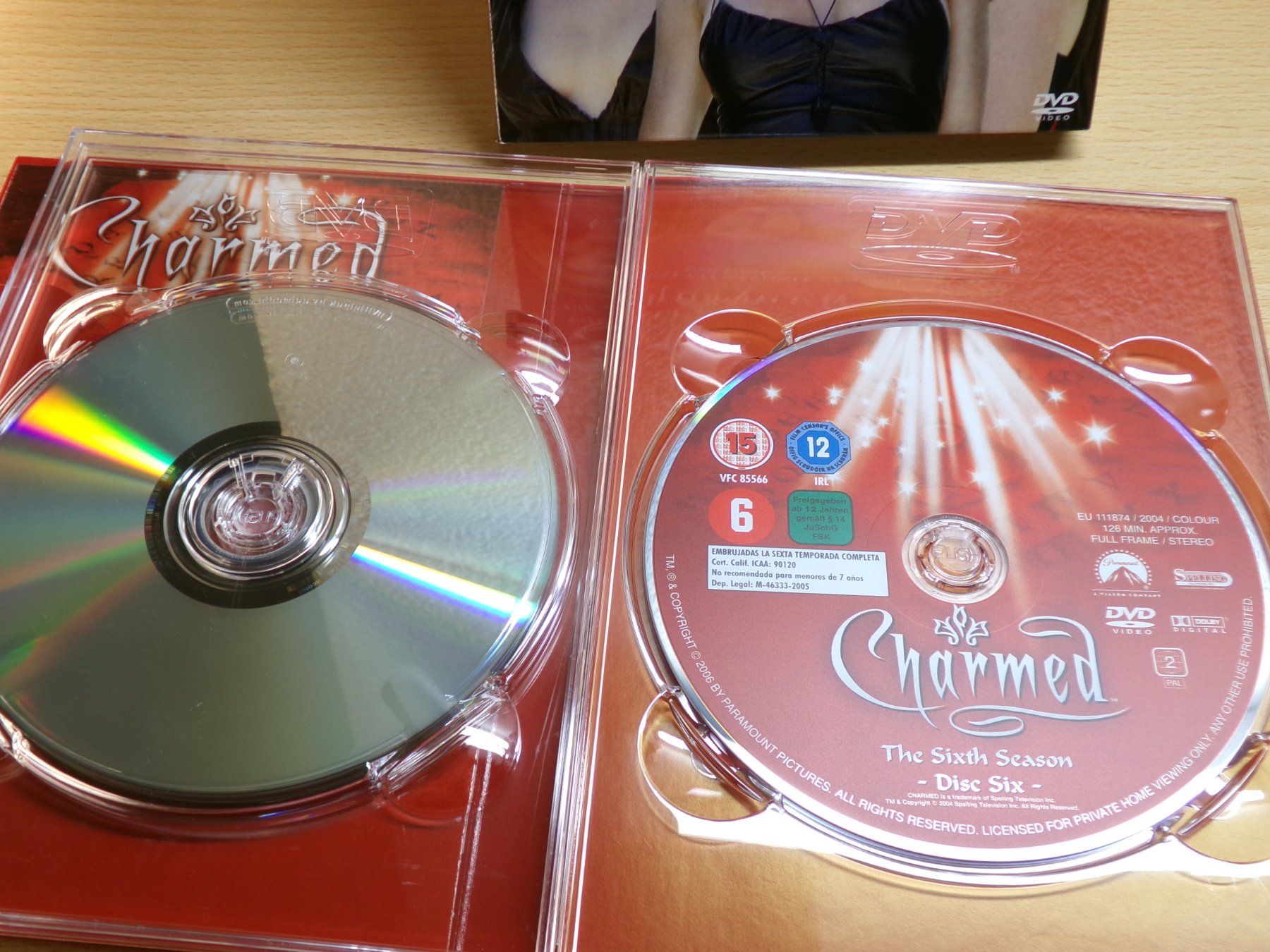 Tutti i DVDs: Charmed Staffel 6.2 – Usato da Hombrechtikon venduto da Maloev17 4