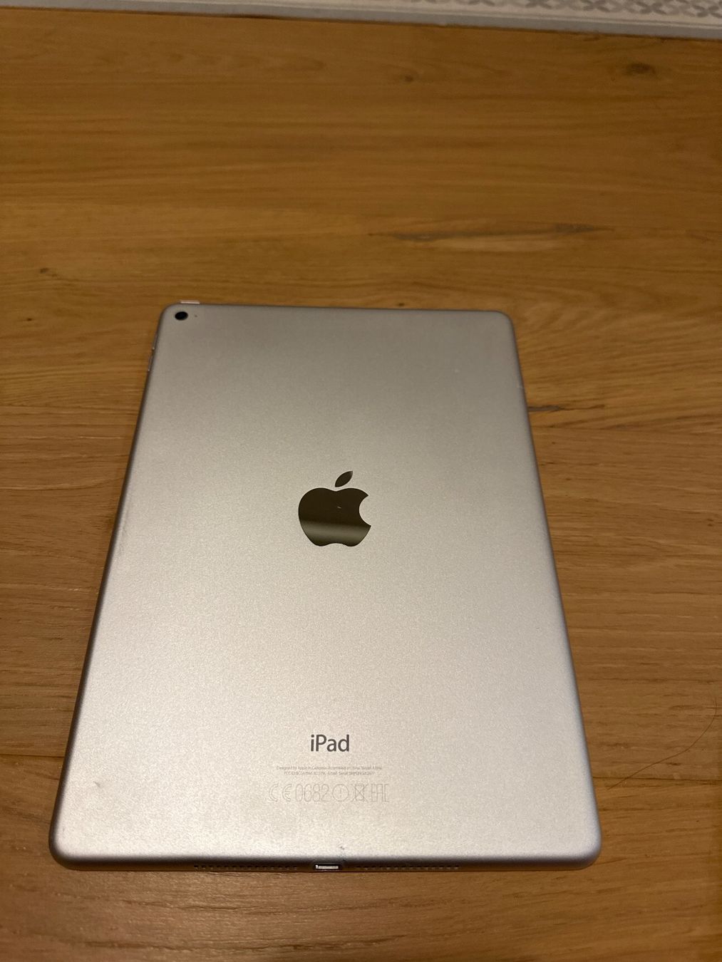 Apple Tablet PC: iPad Air 2 64 go – Réinitialisé – Usato da Gland venduto da fmo_7cff 1