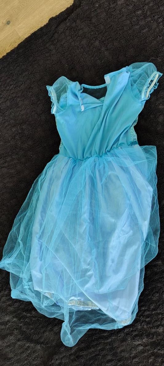 Costumi: Elsa Kostüm Gr. 140 – Usato da Oberhofen AG venduto da iitf2020 4