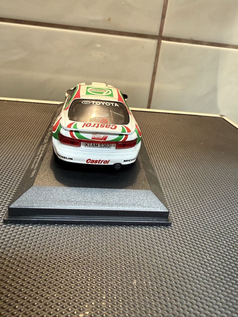 Toyota Modellini d'auto: Toyota Celica GT-FOUR. 1993.  1/43 – Usato da Versoix venduto da Jeannot57 3