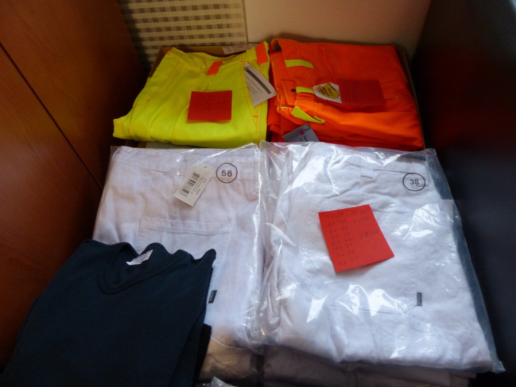 Pantalons: Neue Arbeitshosen – Neuf (Voir description) à Edlibach par dittli-automarkt 1