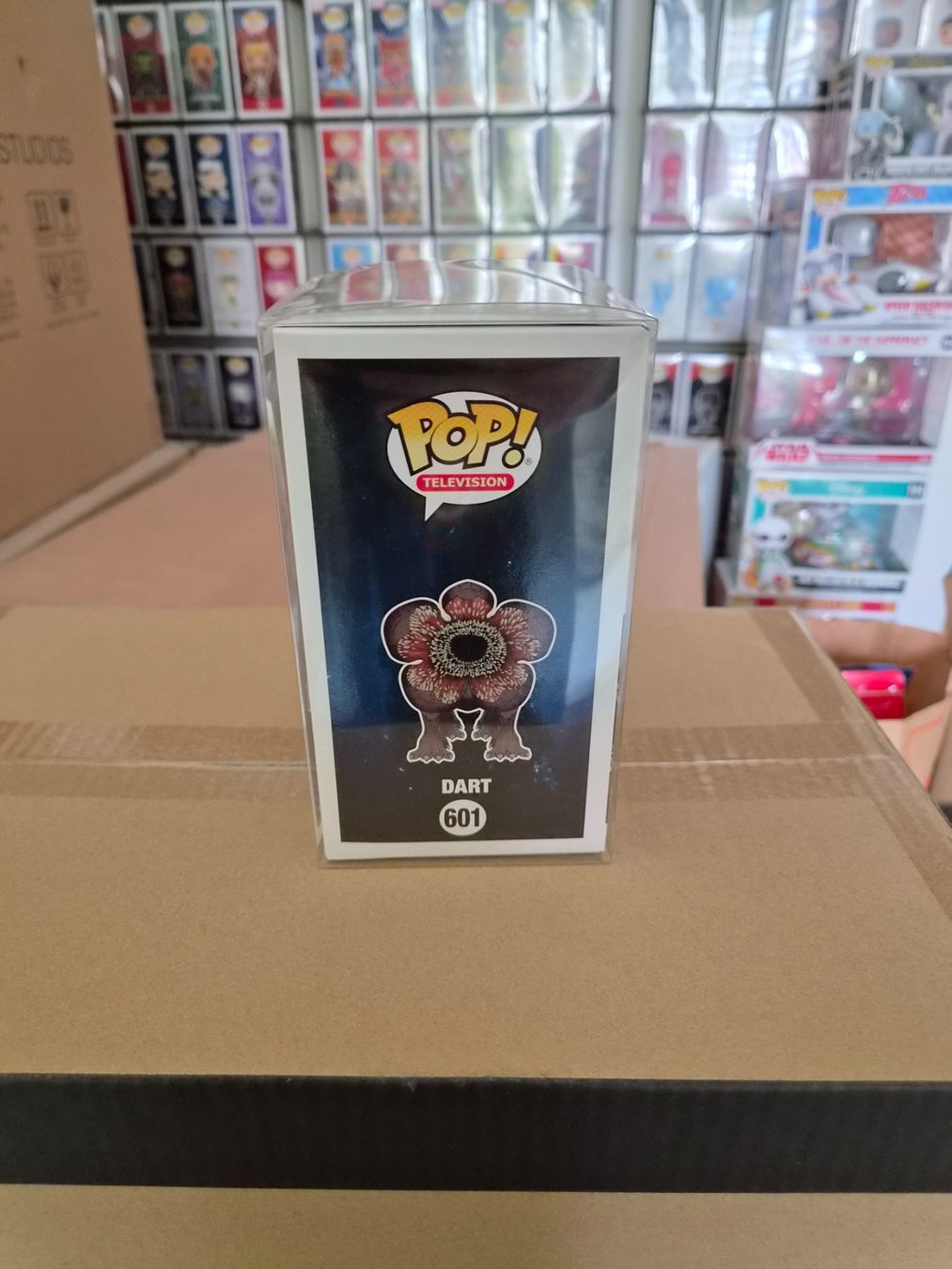 Funko Statuette: Funko Pop Dart #601 – Stranger Things Chase Edition – Nuovo e nell'imballaggio originale da Sisseln AG venduto da schenk-figuren 3