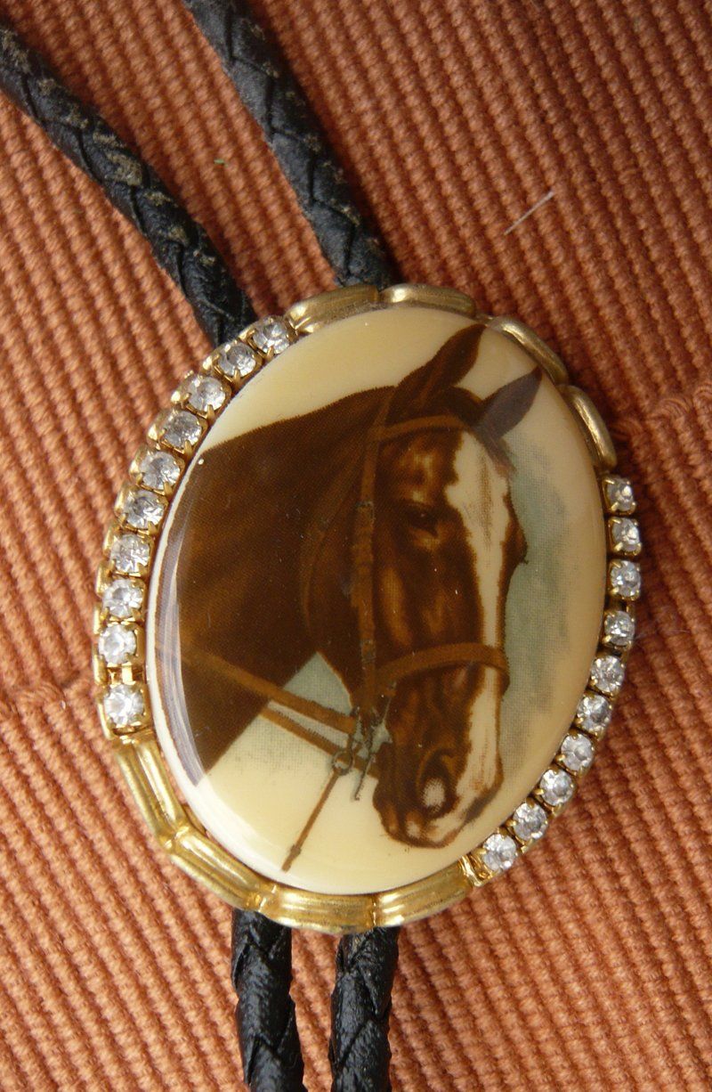 Colliers: Schmuck/ Halzkette – D'occasion à Ruggell par Btt