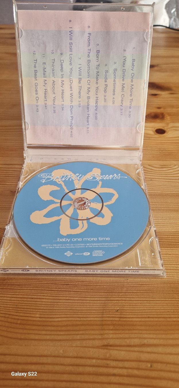 CDs: CD Britney Spears ...Baby one more time. – D'occasion à Yvonand par CD-KINGDOM