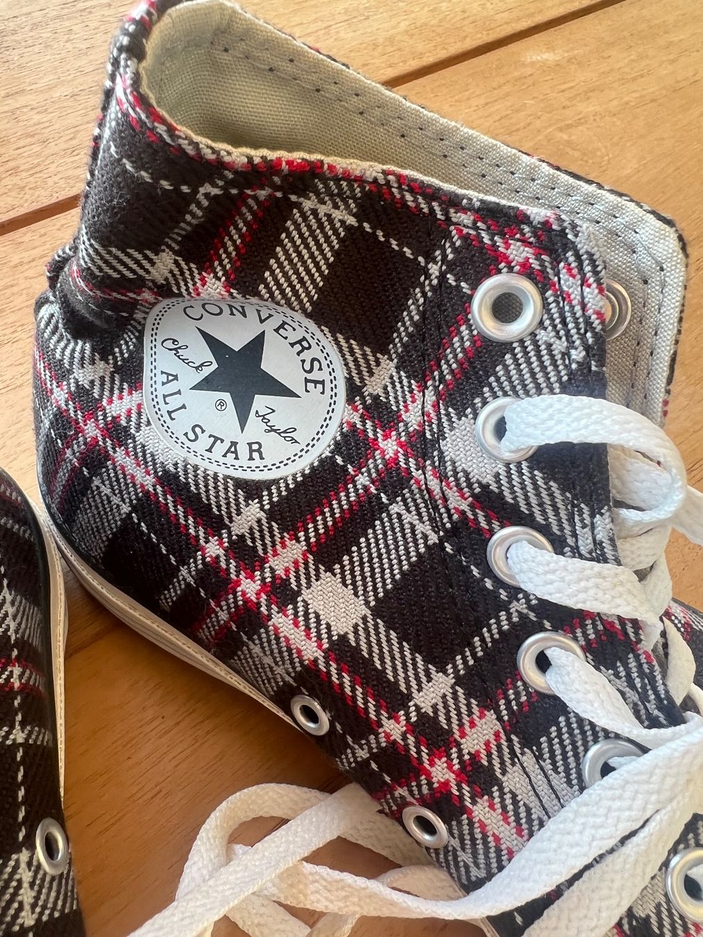 Converse Scarpe da uomo: Converse quasi neuve – Usato da Lugnorre venduto da jul_lnh6 1