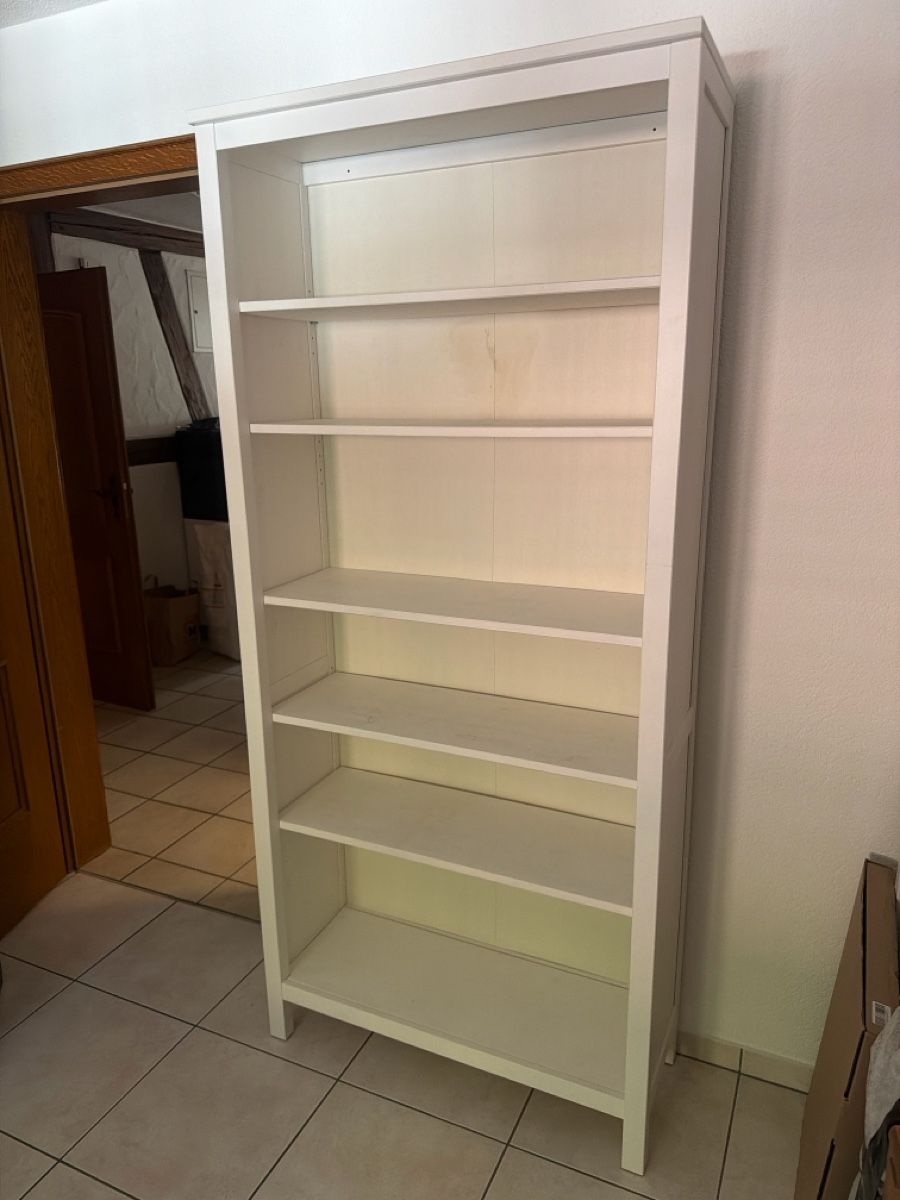 Scaffali: Bücherregal weiss Holz mit sechs Fächern – Usato da Buchs ZH venduto da scarah 1