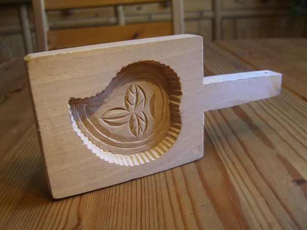 Articoli in legno: schönes,handgeschnitztes Model /Hartholz – Usato da Winterthur venduto da Gaia 2