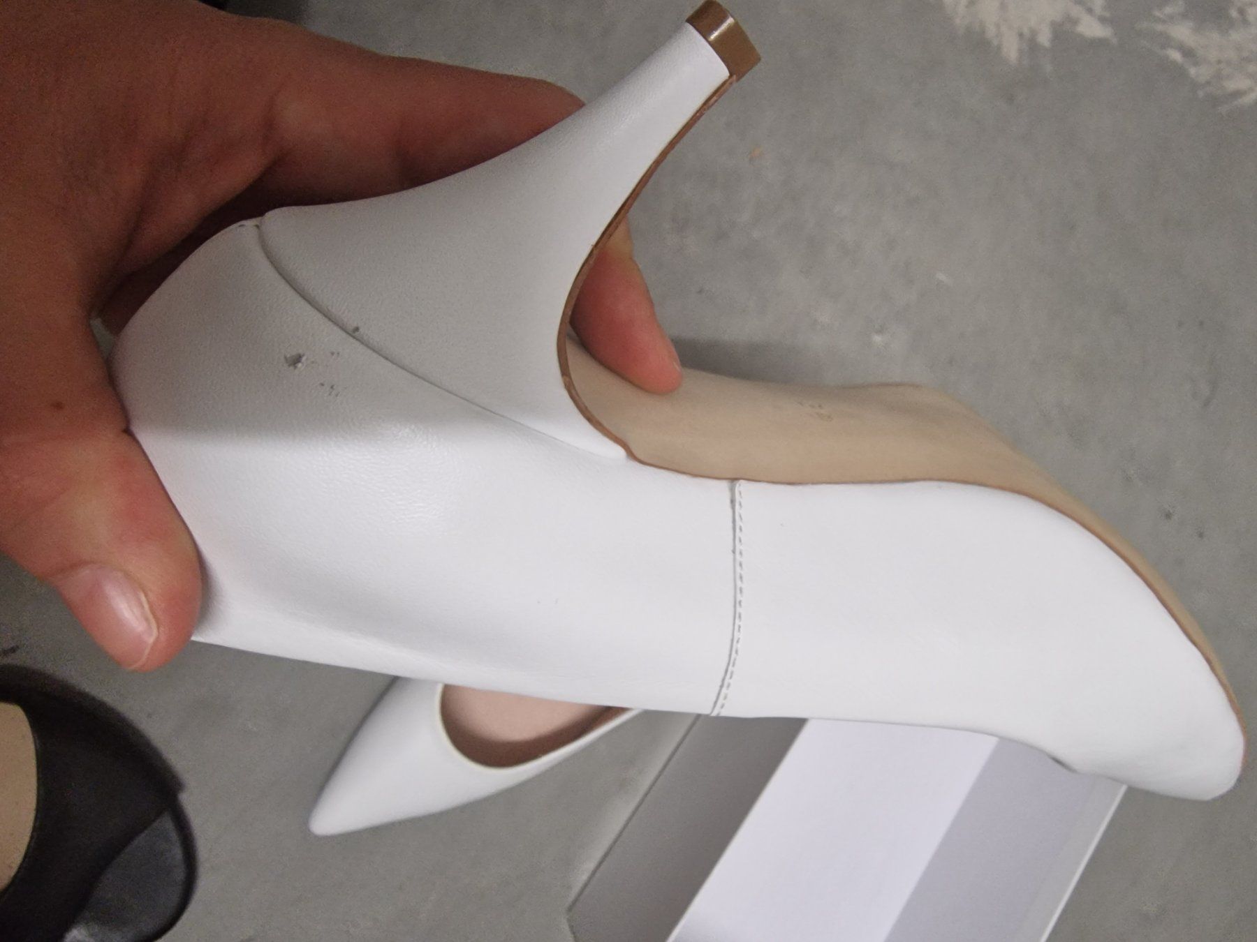 Scarpe da donna: Weiss Leder pumps Hochzeit Gr.39 – Usato da Münsingen venduto da InnaN 1