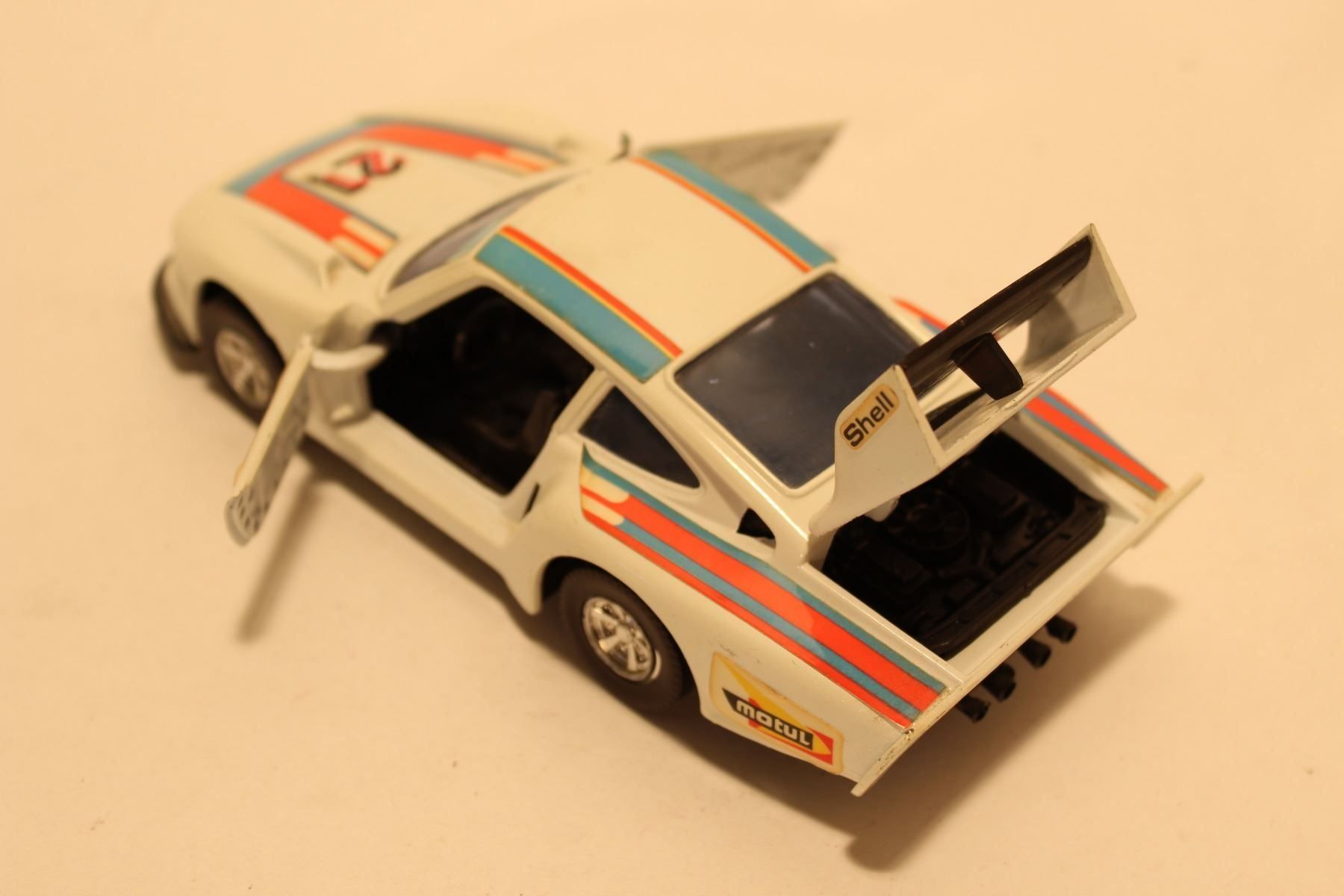 Porsche Modellini d'auto: Porsche 935 Martini Racing Team, 1 : 24 – Usato da Fehraltorf venduto da haefens 9