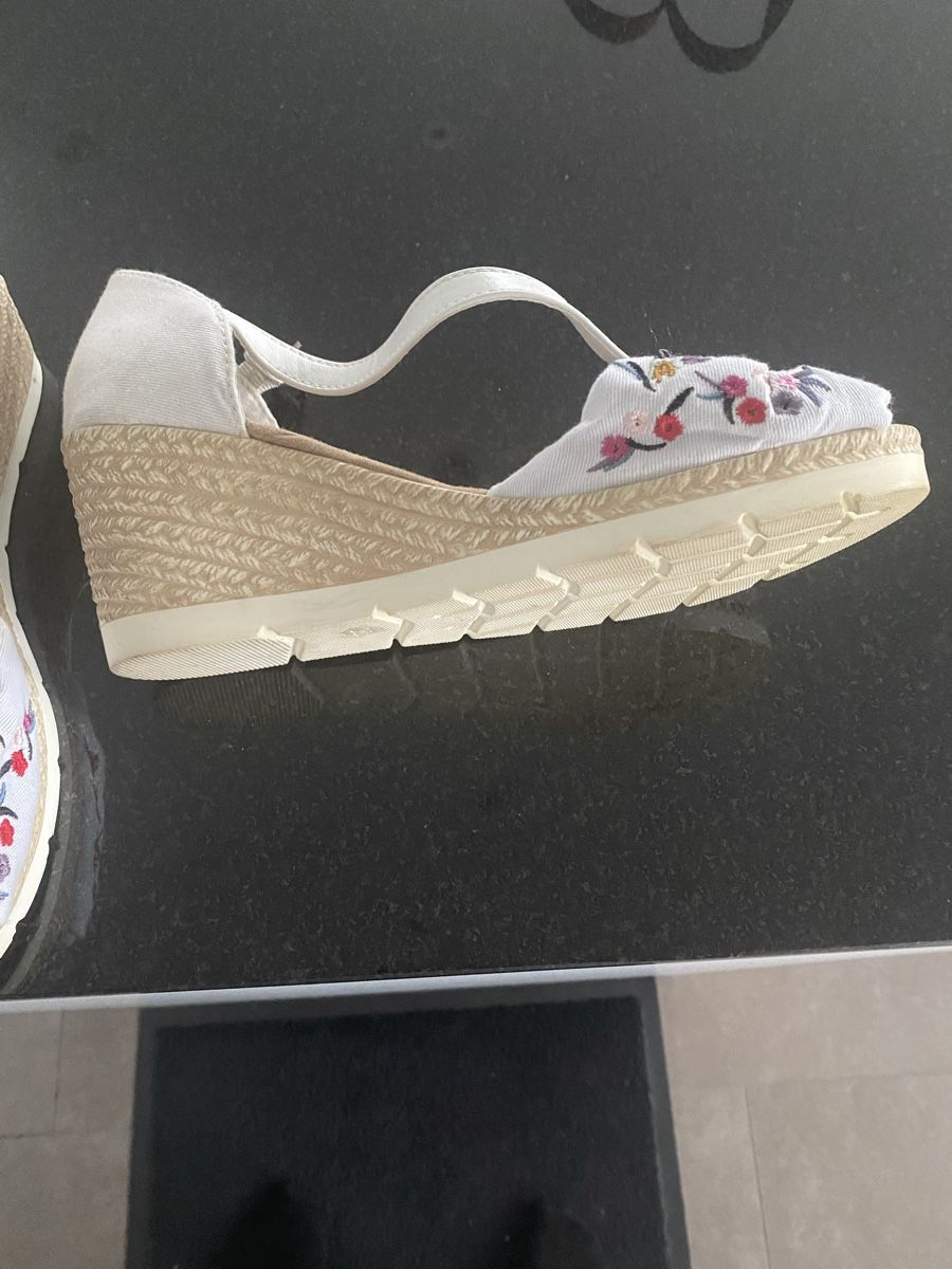 Scarpe da donna: Sandalen – Usato da Hagendorn venduto da Shira026 2