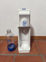 Sodastream Wassersprudler weiss mit Flasche, mit Gasflasche