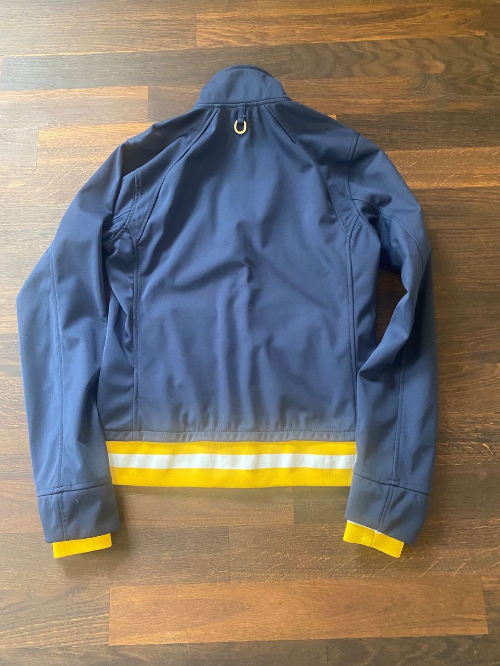 Ariat Jacken: Ariat Jacke, Grösse XS – Gebraucht aus Wohlen AG von Robballantine 1