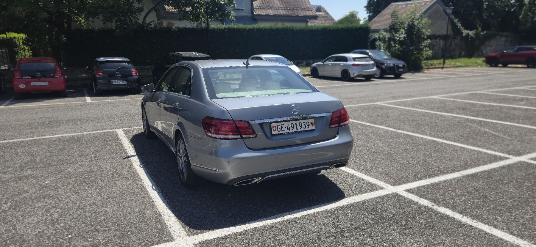 Mercedes-Benz Automobili: Mercedes-Benz E400 W212 – Usato da Versoix venduto da Icedee 1