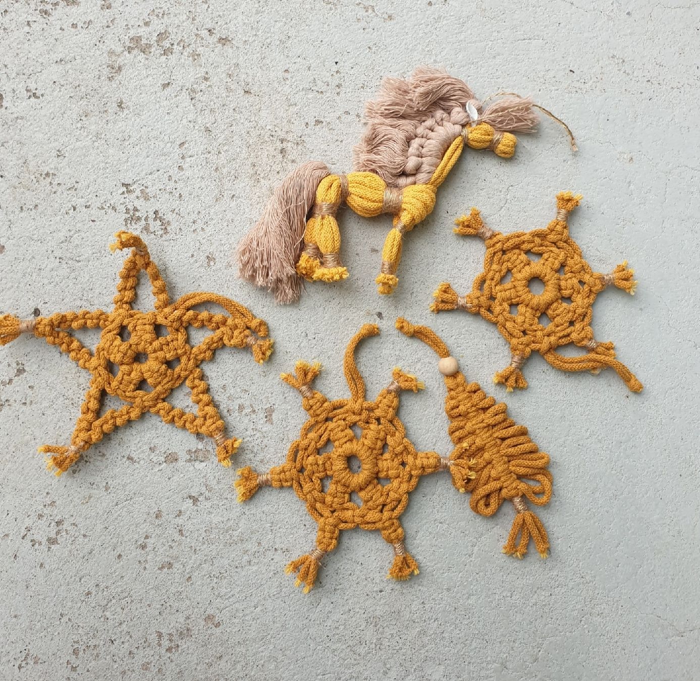 Tutte le decorazioni: Makramee Weihnachtsdeko Set handgefertigte rustikale Boho – Nuovo (secondo la descrizione) da Gelterkinden venduto da Macrameed