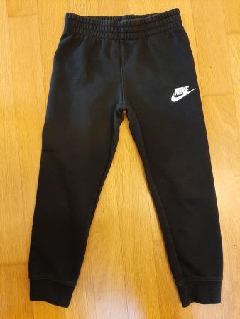 Original NIKE Jogger/Trainer Hose Kind 110-116 5/6J WIE NEU!