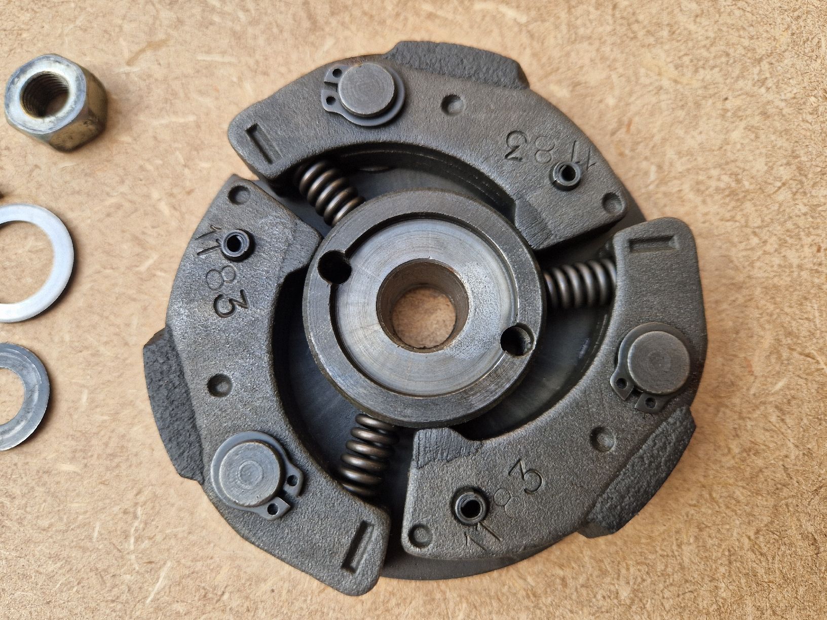 Puch Ciclomotori: Ingranaggi e frizione completa Puch maxi o simili E50  – Usato da Breno venduto da BorioliD 5
