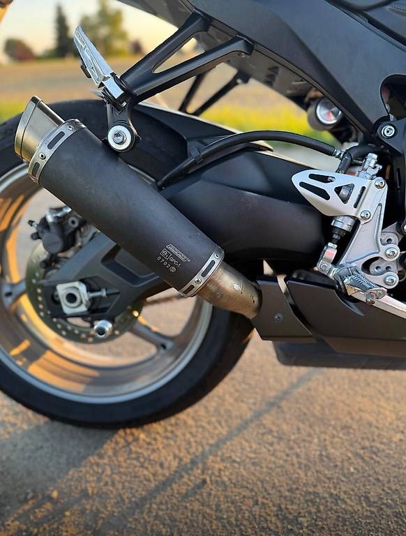 Suzuki Strasse: Suzuki GSX-R 600 L3 Quickshifter – Gebraucht aus Romanshorn von Kuro16 3
