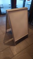 Doppelseitiges Schild im Format A1
