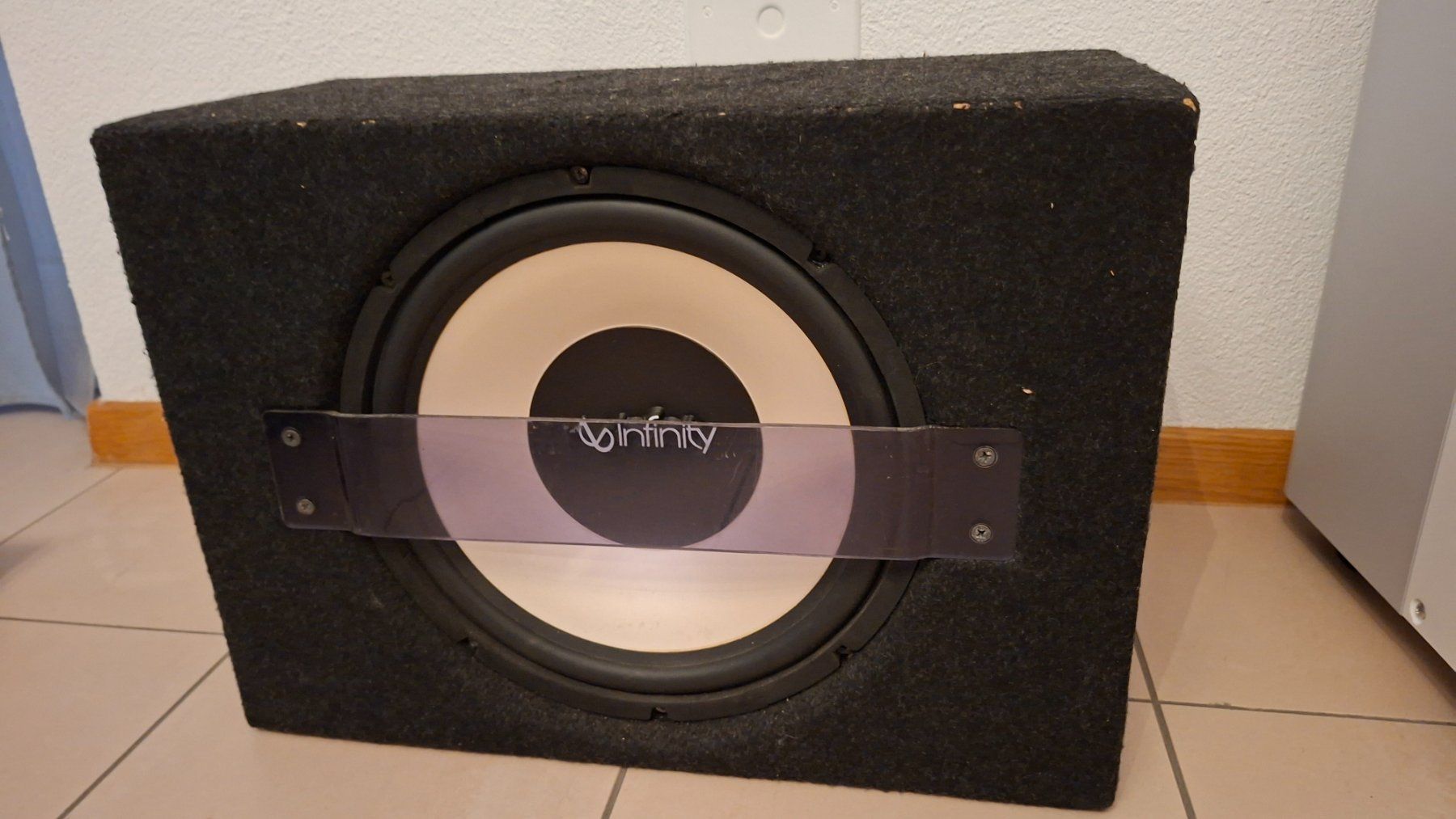 Infinity Haut-parleurs: Subwoofer Infinity – D'occasion à Genestrerio par mor_fnw8 3
