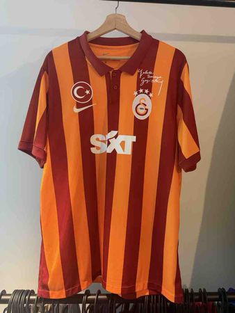 Galatasaray Fussball Trikot Grösse XL - Zaha 14