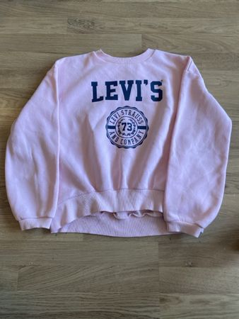 Pullover Levi's rosa Grösse 14y gut erhalten