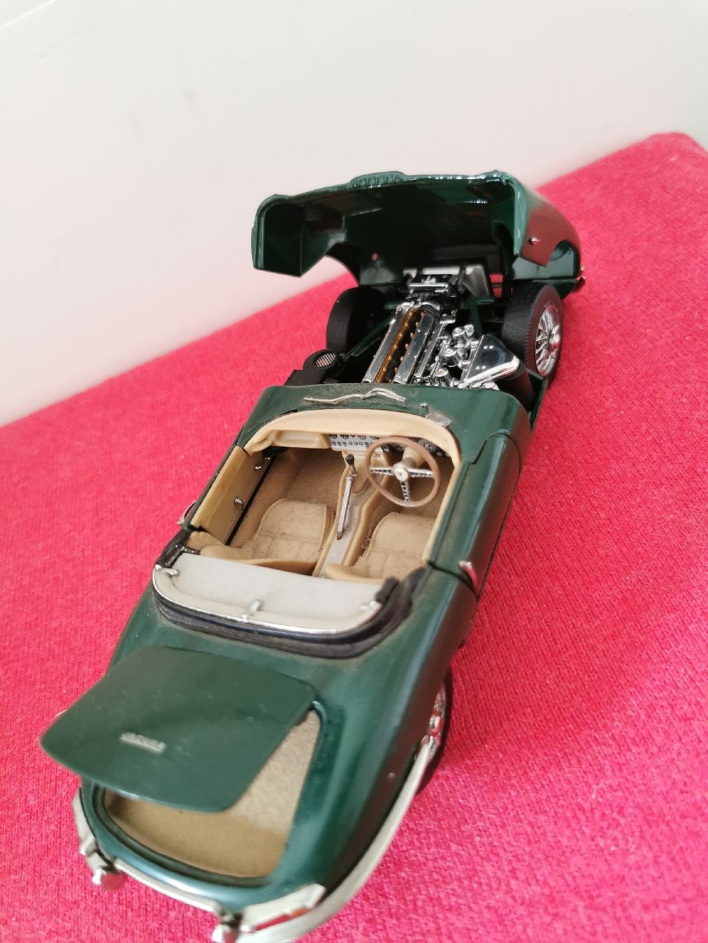 Franklin Mint Modellini d'auto: JAGUAR E 1961 FRANKLIN MINT 1:24 – Usato da Schlieren venduto da vlalif 3