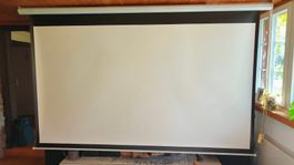 Leinwand 120" Elektrisch TRONJE