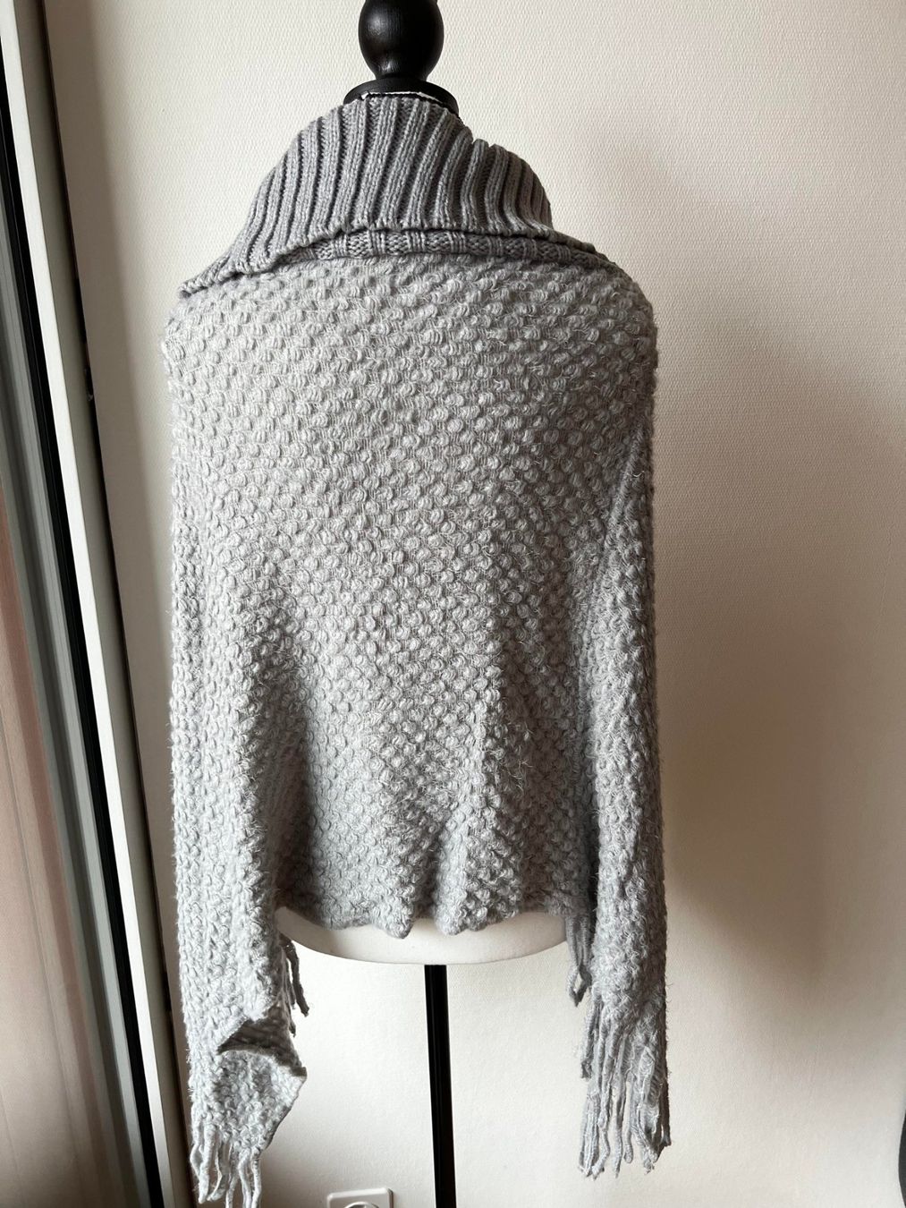 Shein Boléros: Poncho S SHEIN NEUE – D'occasion à Riehen par ann_76jw 1