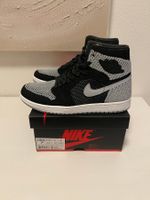 Jordan 1 High OG "Flyknit Shadow Black" Eu 40.5  (Jahr 2018)
