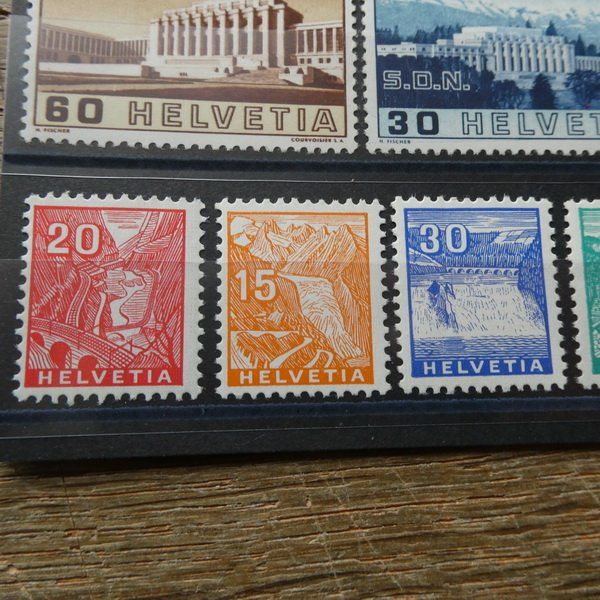 Tutti i francobolli: kleines CH - Lot ** ab Nr. 194 siehe Bilder – Nuovo (secondo la descrizione) da Egliswil venduto da Trens01 4