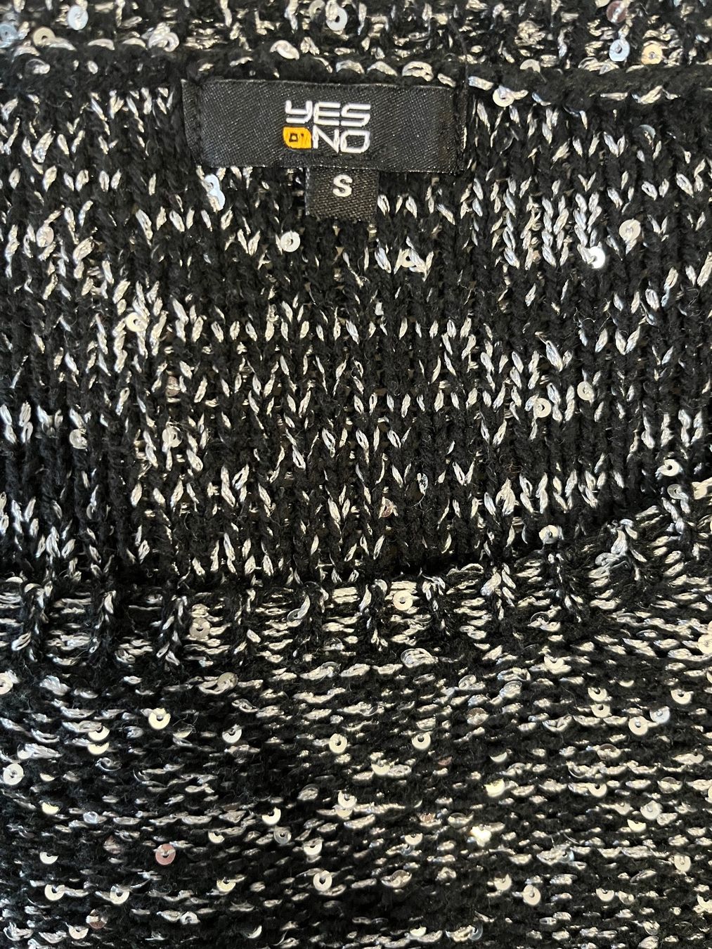 Pulls & Sweat-shirts: Festlicher Pullover mit Pailletten – D'occasion à Gisikon par reena.2231 3