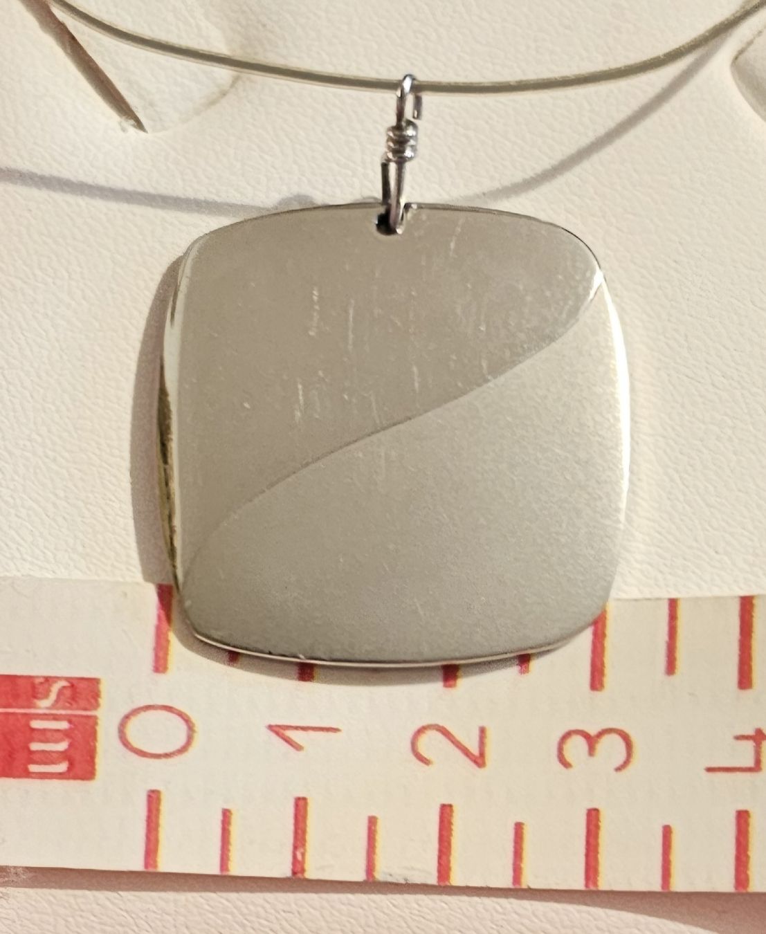 Altri gioielli: Collier LOTUS enncacier avec pendentifs Interchangeables – Nuovo (secondo la descrizione) da HENNIEZ venduto da mjm_vp6n 1