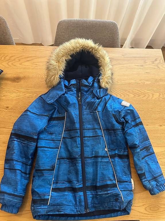 Reima Vestes & Manteaux: Reima Winterjacke 134 – D'occasion à Langnau i. E. par hul_kqv6