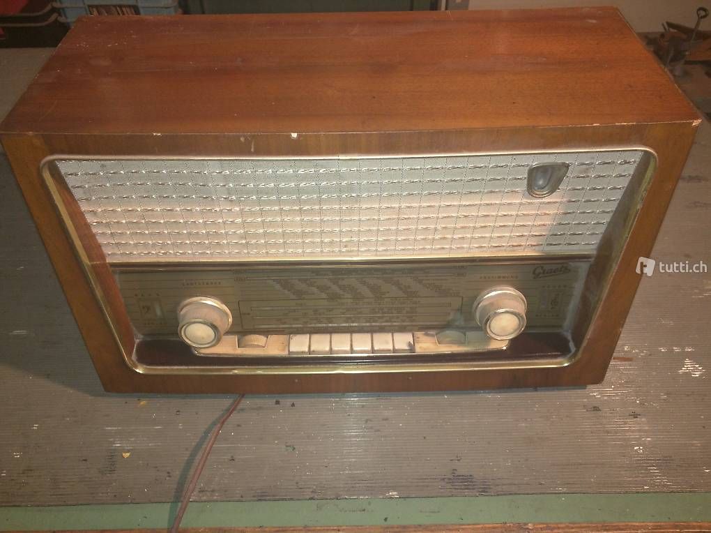 Radio: Röhren Radio – Usato da Basel venduto da Petergunn